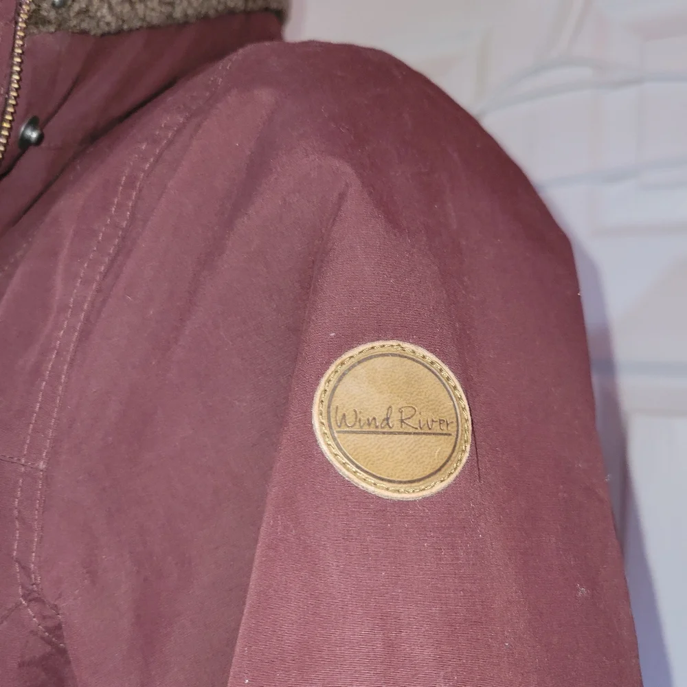 Women's Burgundy Jacket with Sherpa Lining Collor Size Small With Pockets - Picture 12 of 12